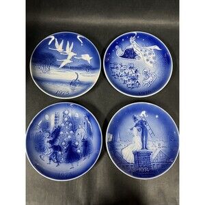 VTG Desiree Denmark Svend Jensen Old Copenhagen Blue Xmas Decor Plates 1973-1976